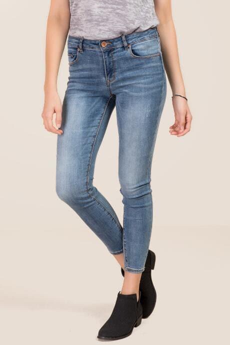 Almost Famous Saige Mid Rise Medium Wash Legging Jean - Medium Wash