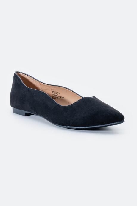 Francesca's Quinn Scallop Edge Flats In Black - Black