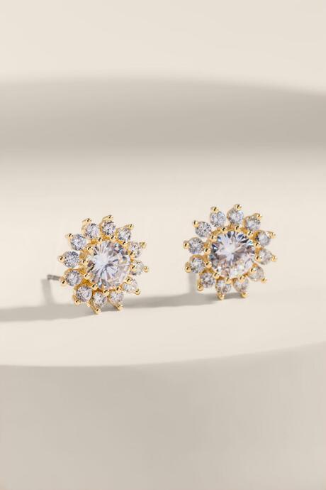 Francesca's Daria Stud Earrings - Crystal