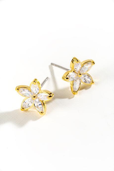 Francesca's Casely Floral Stud Earring - Crystal