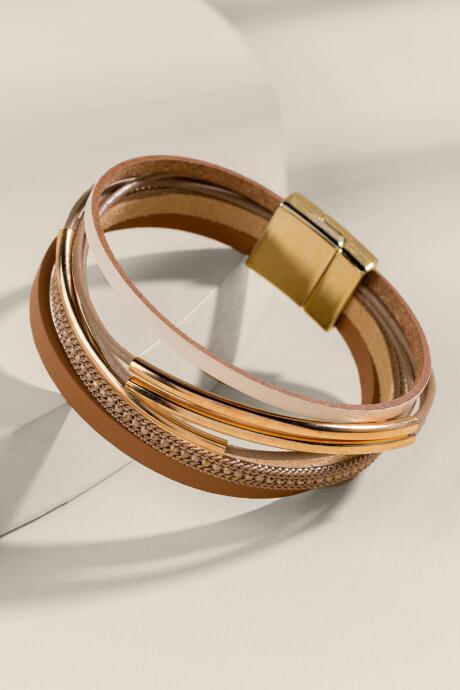 Francesca's Ellie Leather Wrap Bracelet - Brown