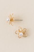 Francesca's Kellen Flower Pearl Stud Earring - Pearl