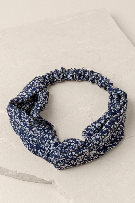 Francesca's Serena Floral Headwrap - Navy