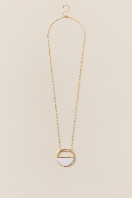 Francesca's Aedan Pendant Necklace - Mixed Plating