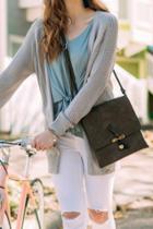 Francesca's Dulcie Large Hook Crossbody - Olive
