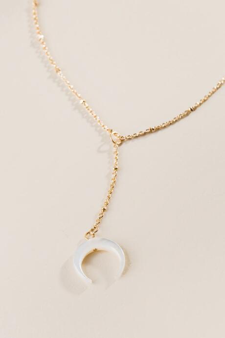 Francesca's Jasmine Bullhorn Y-neck - Iridescent