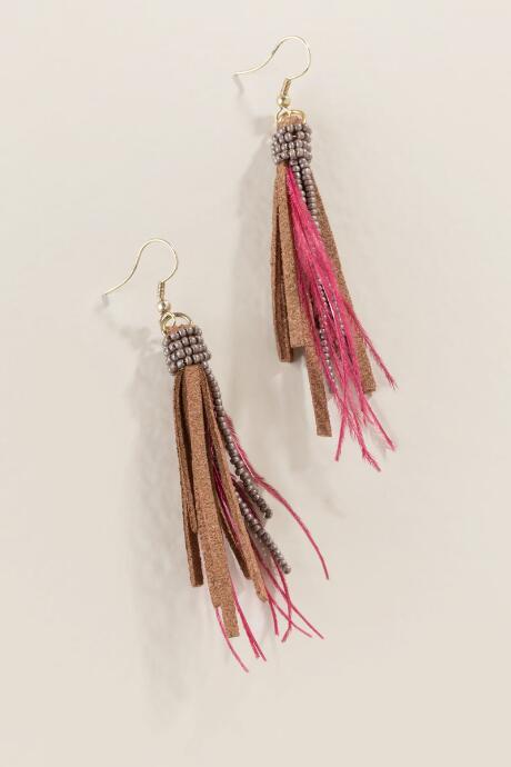 Francesca's Kim Tassel Drop Earrings - Gold