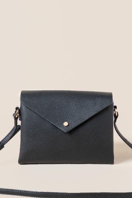 Francesca's Florence Envelope Crossbody - Black