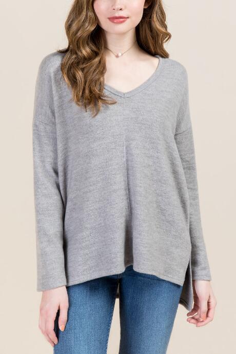Francesca's Shea Split Step Hem Sweater - Heather Gray