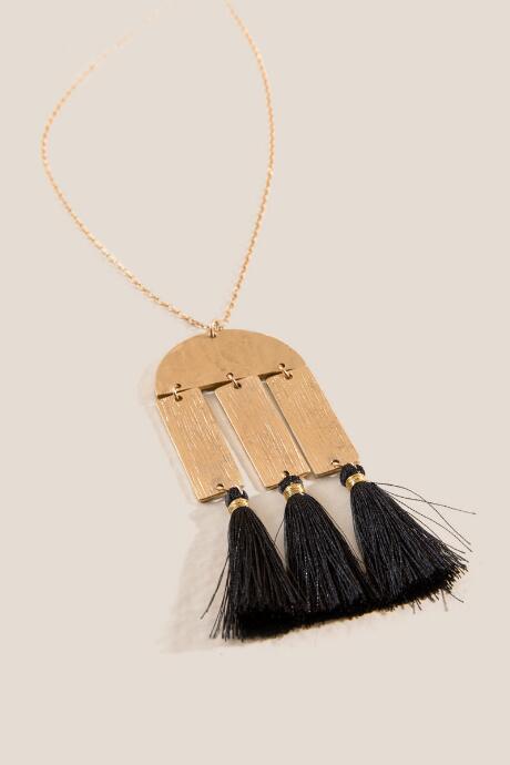 Francesca's Melinda Metal Tassel Necklace - Black