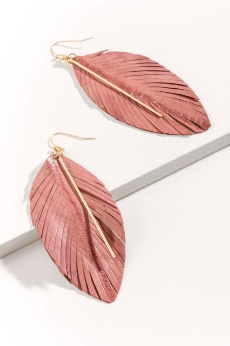 Francesca's Alivia Leather Bar Earrings - Mauve