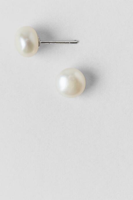Francesca's Geneva Freshwater Pearl Studs - Silver