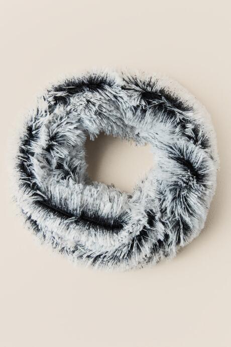 Francesca's Korrine Textured Loop Scarf - Black/white