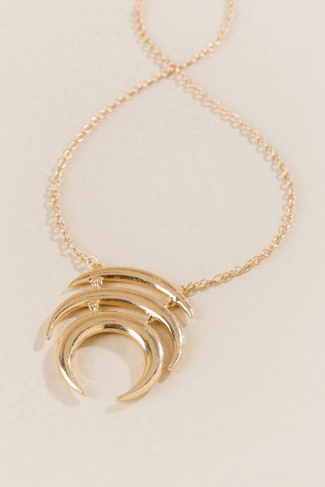 Francesca's Leto Triple Crescent Pendant Necklace - Gold