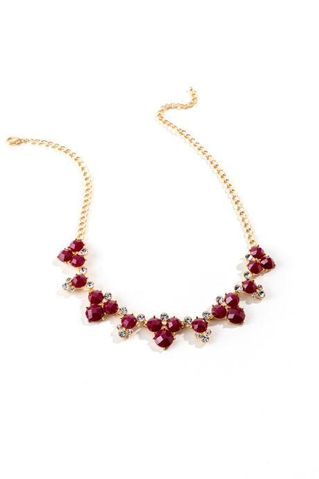 Francesca's Kelley Circle Cluster Statement Necklace - Burgundy