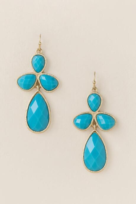 Francesca's Madelyn Chandelier Earring In Turquoise - Turquoise