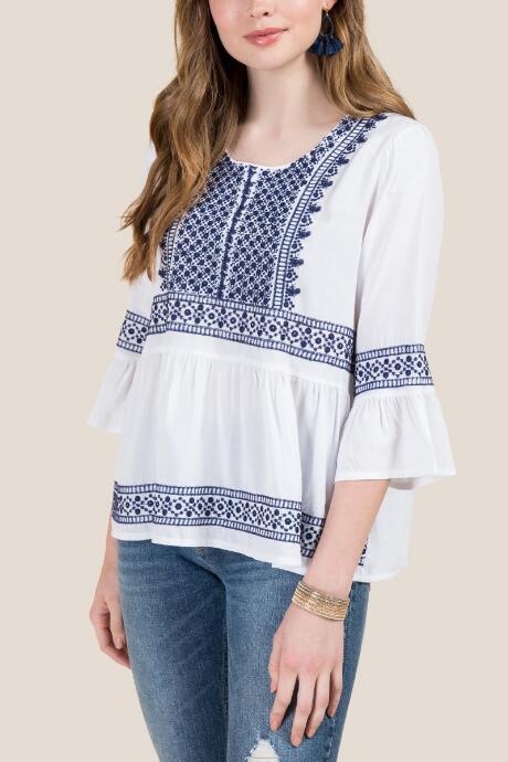Francesca's Kim Mosaic Embroidery Top - White