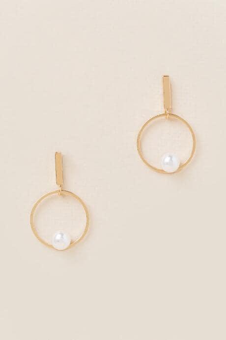 Francesca's Chantelle Circle Pearl Drop Earring - Pearl