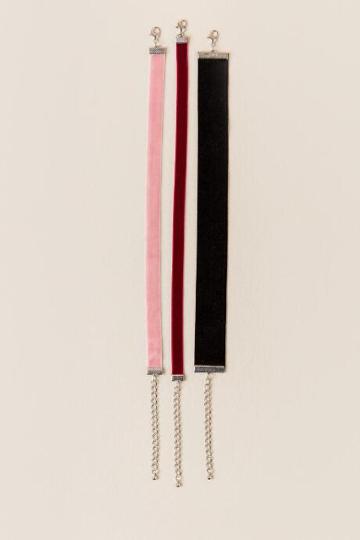 Francesca's Janie Velvet Choker Set - Multi
