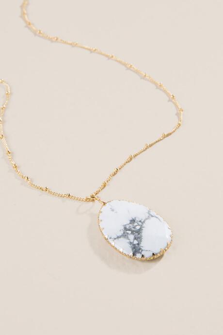 Francesca's Pim Howlite Pendant Necklace - White