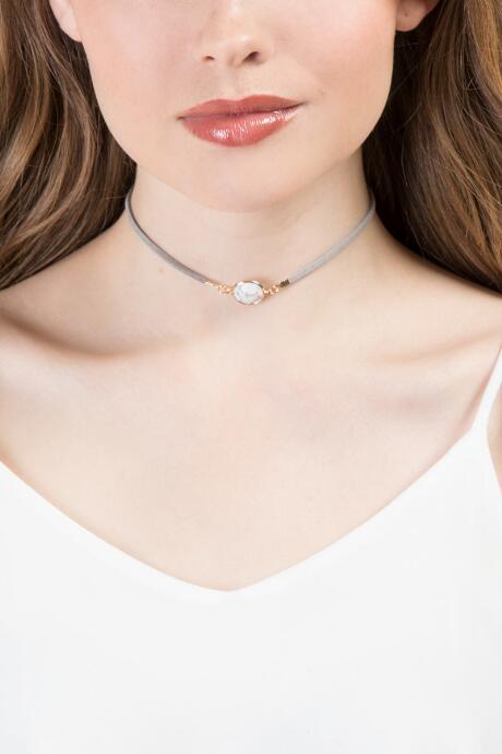 Francesca's Grace Suede Choker - White