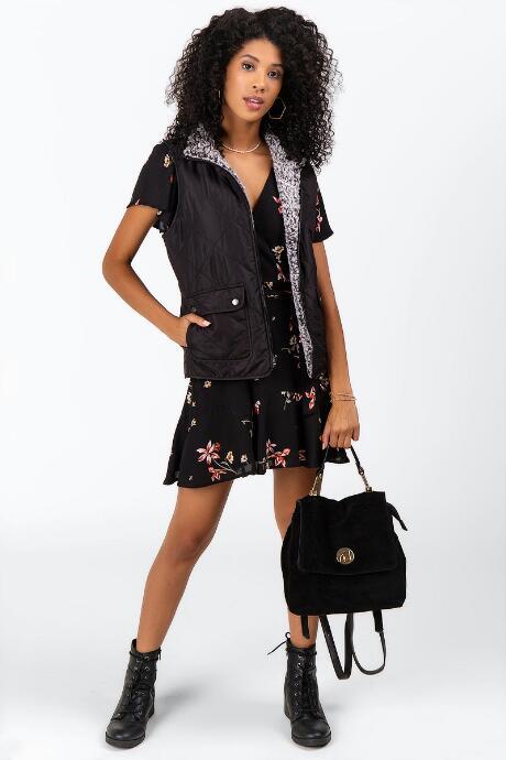 Francesca's Hollis Sherpa Puffer Vest - Black