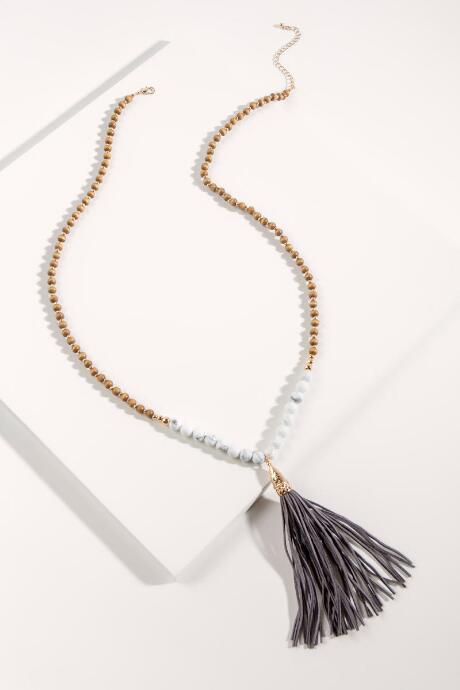 Francesca's Janelle Leather Tassel Necklace - Brown