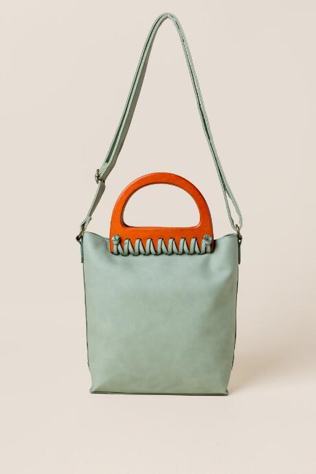 Francesca's Ezra Wood Ring Crossbody - Mint