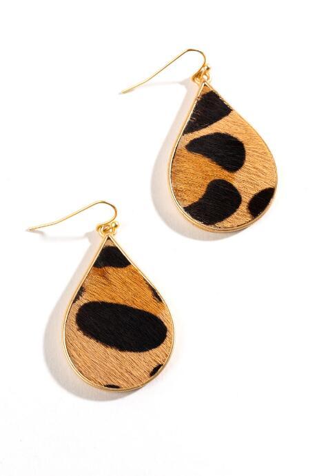Francesca's Amelia Cheetah Teardrop Earrings - Brown