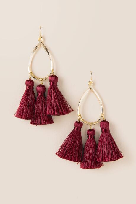 Francesca's Catalina Triple Thread Tassel Earring In Burgundy - Burgundy