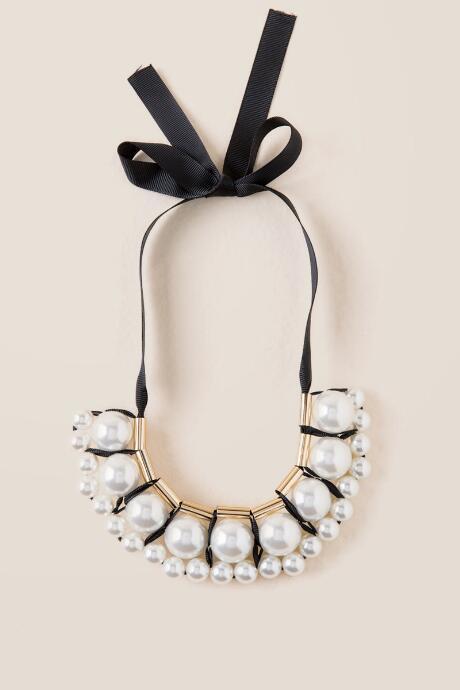Francesca's Adeline Pearl Ribbon Necklace - Pearl