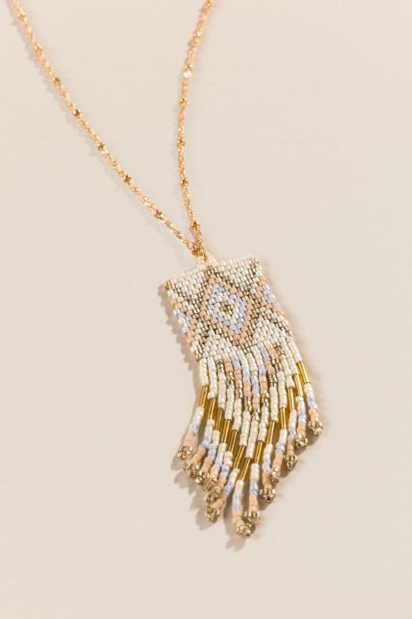 Francesca's Castine Fringe Necklace - Crisp Champagne