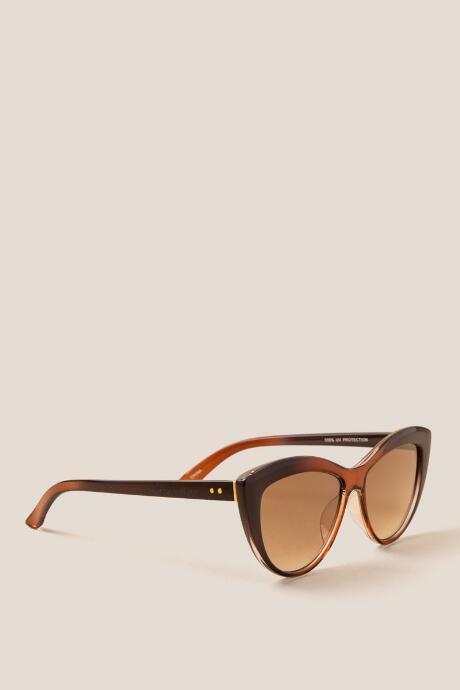 Francesca's She Devil Sunglasses In Brown - Brown