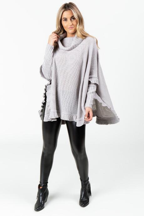 Francesca's Kira Ruffled Round Bottom Poncho - Light Gray