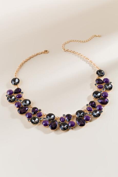 Francesca's Reagan Statement Necklace In Purple - Purple