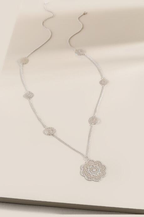 Francesca's Isabella Filigree Pendant Necklace - Silver