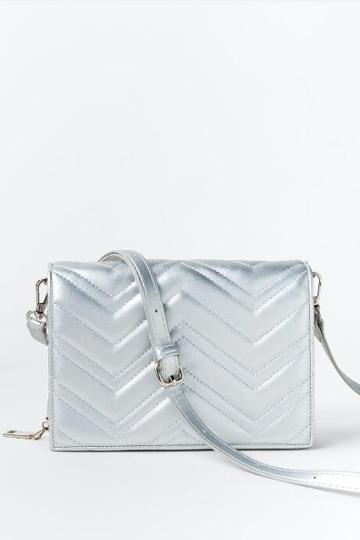 Francesca's Veronica Quilted Wallet - Silver