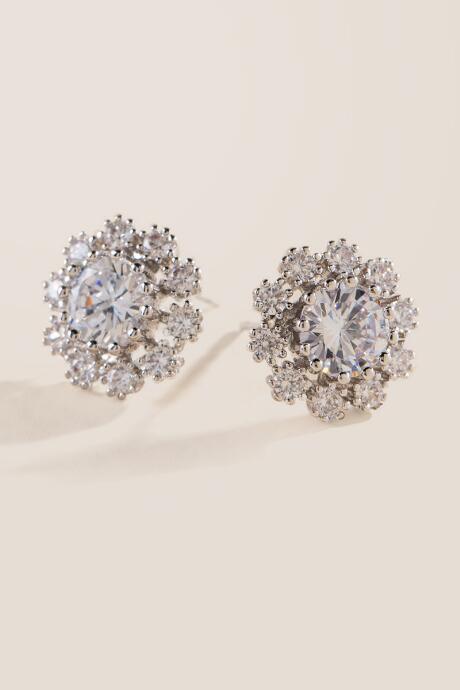 Francesca's Janey Halo Stud Earrings - Crystal