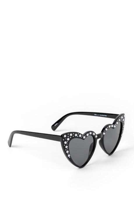 Francesca's Jill Heart Shaped Sunglasses - Black