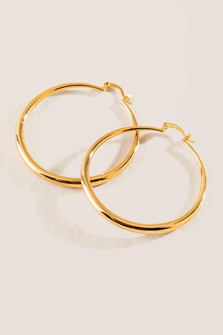 Francesca's Athena Hoop Earrings In Gold - Gold