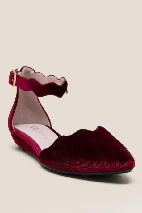 Cl By Laundry Studio Scalloped Flat - Wine