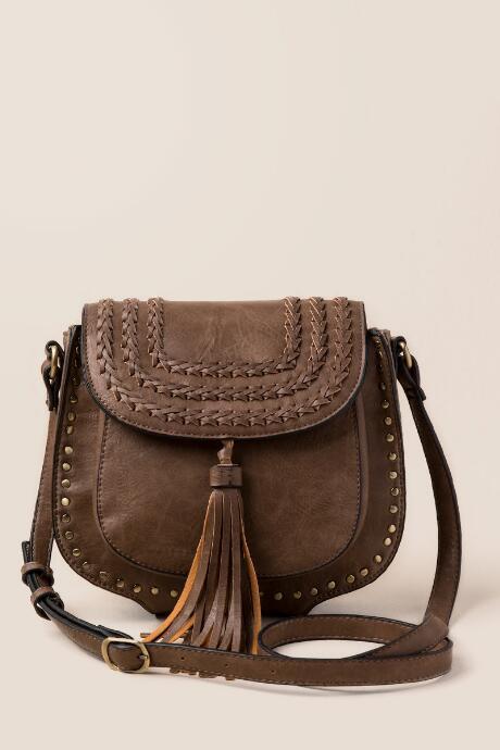Francesca's Sandy Tassel Crossbody - Taupe