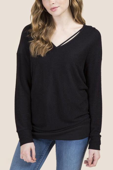 Francesca's Kitana Strappy Inverse Seam Hoodie - Black