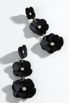 Francesca's Abby Linear Matte Flower Earrings - Black