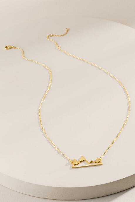 Francesca's Ximena Mountain Range Necklace In Gold - Gold
