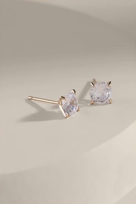 Francesca's Emily Cz Stud Earrings - Crystal