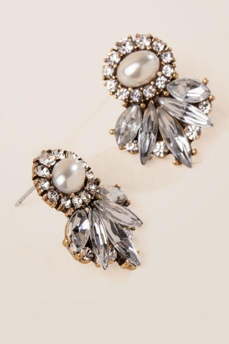 Francesca's Karen Pearl Statement Stud Earring - Pearl