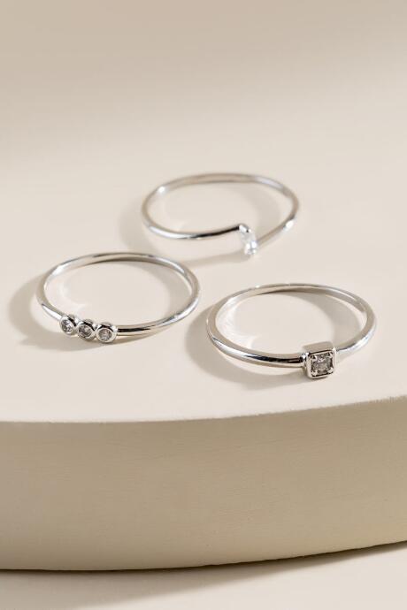 Francesca's Kinsley Delicate Cubic Zirconia Ring Set - Silver