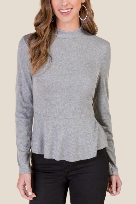 Francesca's Mia Turtleneck Peplum Tee - Heather Gray