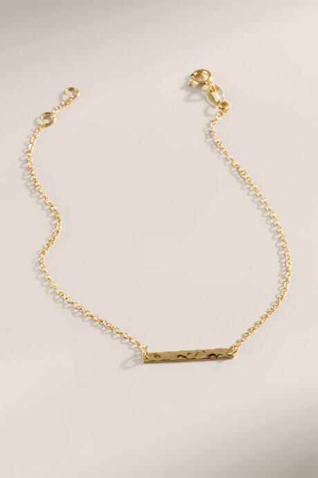 Francesca's Elle Hammered Metal Bar Bracelet - Gold